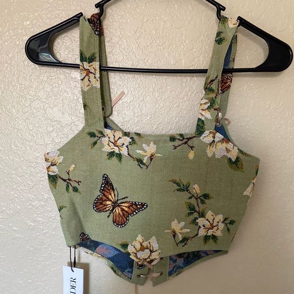 Top - Picture 3 of 4